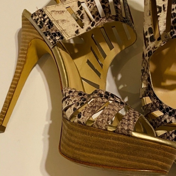 Guess Los Angeles Snake Pattern Pump Heels 9 Medium - Picture 11 of 13